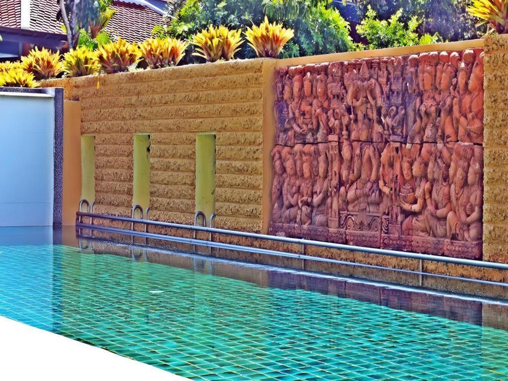 Royal Lee Resort And Spa Nai Yang Beach Esterno foto